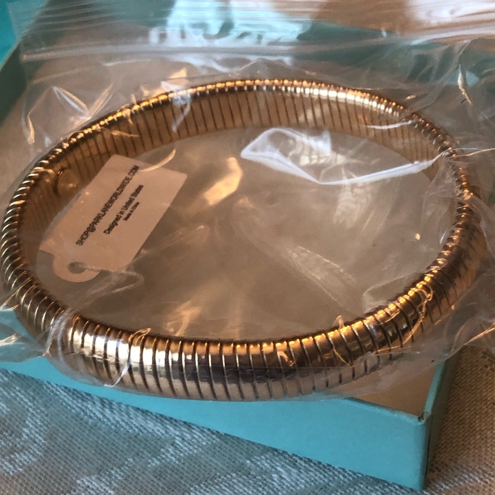 FINAL! No offers accepted. Park Lane Embraceable Bracelet GOLD ONLY NIB - Picture 3 of 8